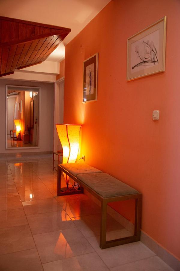 Royal Rooms Novalja Bagian luar foto