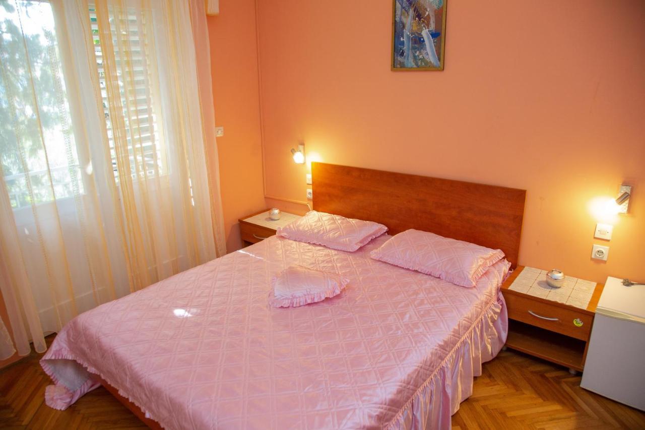 Royal Rooms Novalja Bagian luar foto