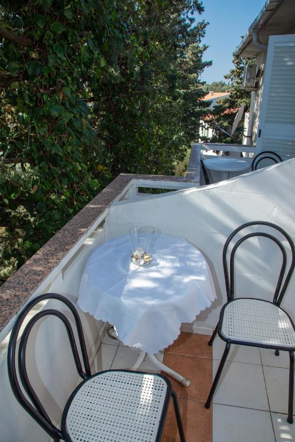 Royal Rooms Novalja Bagian luar foto