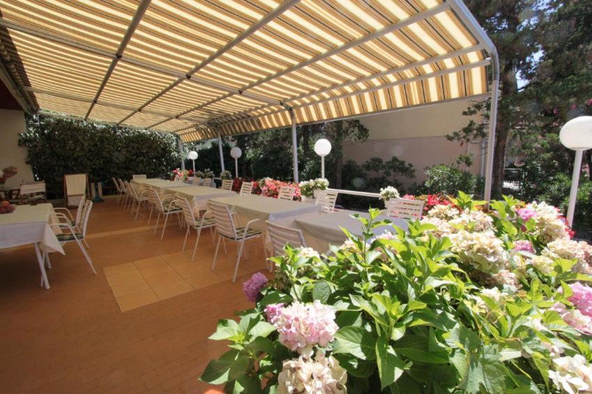 Royal Rooms Novalja Bagian luar foto